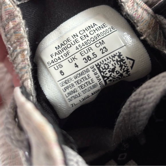 Converse Low Top Shoes Sneakers Rainbow Diamond Shimmer Size 6 - Picture 15 of 15